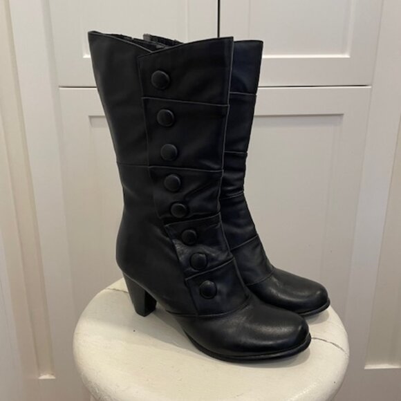 Artica, Black Boots, Size 7 - Picture 2 of 11